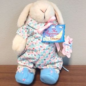 North American Bear Vanderhare Bunny Rabbit 1995